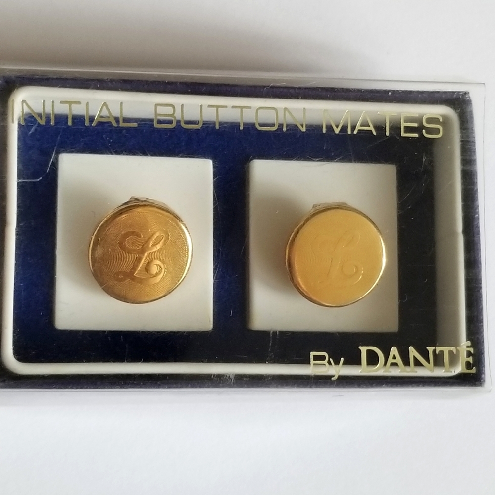 Vintage Inital button mates by Dante gold tone letter L